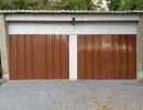 blick auf geschlossene garage