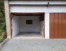 blick in geoeffnet garage
